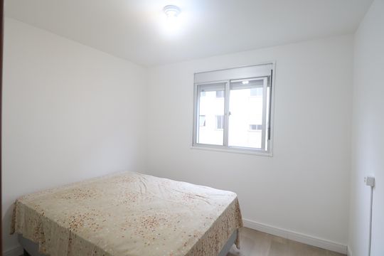 Quarto 1 de apartamento para alugar com 2 quartos, 41m² em Marechal Rondon, Canoas