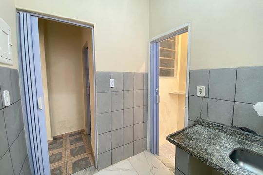 Banheiro de casa para alugar com 1 quarto, 80m² em Quintino Bocaiúva, Rio de Janeiro