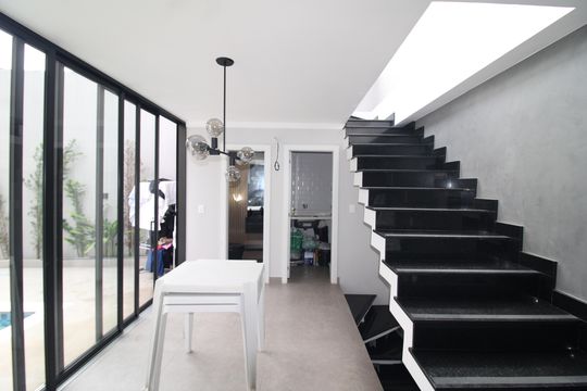 Área de Serviço de casa à venda com 4 quartos, 240m² em Jardim São Paulo, São Paulo