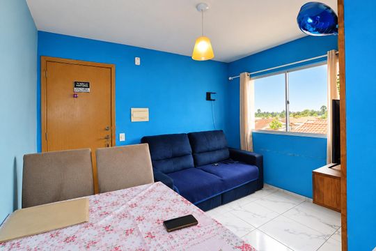Apartamento à venda com 2 quartos, 49m² em Guajuviras, Canoas
