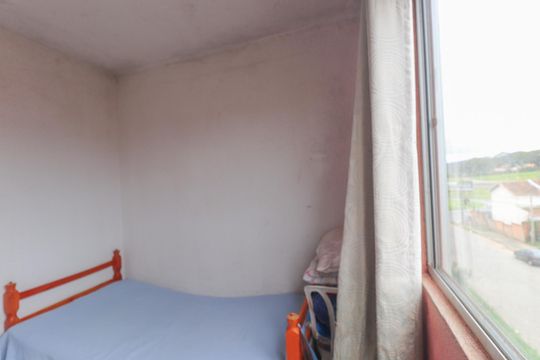 Apartamento à venda com 2 quartos, 49m² em Guajuviras, Canoas