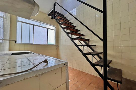 Área de Serviço de apartamento para alugar com 3 quartos, 84m² em Santa Helena, Juiz de Fora