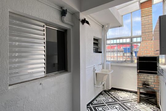 Varanda - Área de Serviço de casa à venda com 2 quartos, 60m² em Padroeira, Osasco