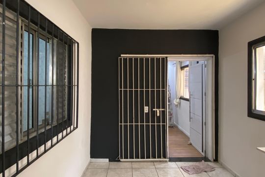 Área externa - Garagem de casa à venda com 2 quartos, 60m² em Padroeira, Osasco