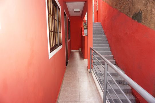 Corredor 2 de casa para alugar com 2 quartos, 110m² em Jardim Santa Luzia, Embu das Artes