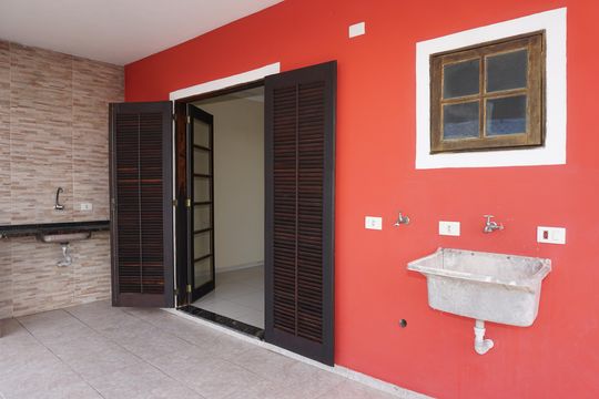 Varanda gourmet de casa para alugar com 2 quartos, 110m² em Jardim Santa Luzia, Embu das Artes