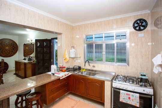 Cozinha de casa à venda com 4 quartos, 240m² em Centro, Diadema