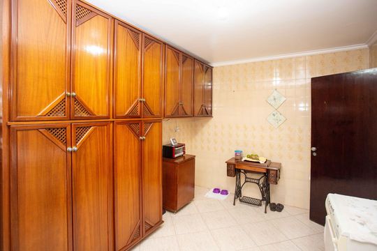 Área de Serviço de casa à venda com 4 quartos, 240m² em Centro, Diadema