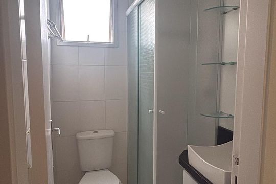 Banheiro de apartamento para alugar com 2 quartos, 49m² em Jardim Felicidade (Zona Oeste), São Paulo