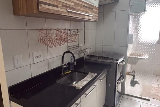 Cozinha de apartamento para alugar com 2 quartos, 49m² em Jardim Felicidade (Zona Oeste), São Paulo