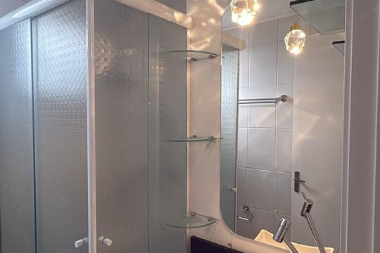 Banheiro de apartamento para alugar com 2 quartos, 49m² em Jardim Felicidade (Zona Oeste), São Paulo