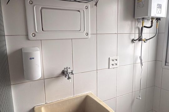 Área de serviço de apartamento para alugar com 2 quartos, 49m² em Jardim Felicidade (Zona Oeste), São Paulo