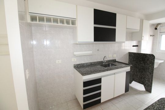 Cozinha de apartamento para alugar com 2 quartos, 60m² em Conjunto Residencial Trinta E Um de Marco, São José dos Campos