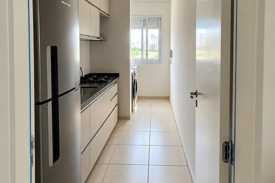 Cozinha de apartamento para alugar com 2 quartos, 55m² em Vila Andrade, São Paulo