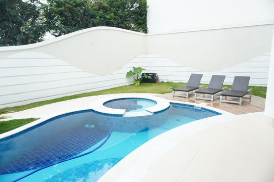 Piscina de casa de condomínio à venda com 2 quartos, 391m² em Colinas da Anhanguera, Santana de Parnaíba