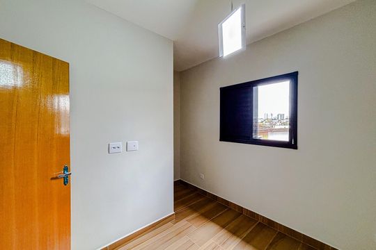 Quarto 1 de casa de condomínio à venda com 2 quartos, 90m² em Vila Euthalia, São Paulo