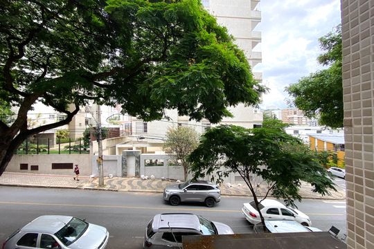 Vista Quarto 3 de apartamento à venda com 3 quartos, 130m² em Carmo, Belo Horizonte