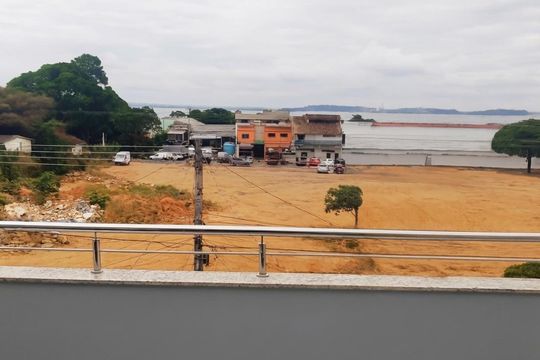 Varanda de casa à venda com 3 quartos, 112m² em Guarujá, Porto Alegre