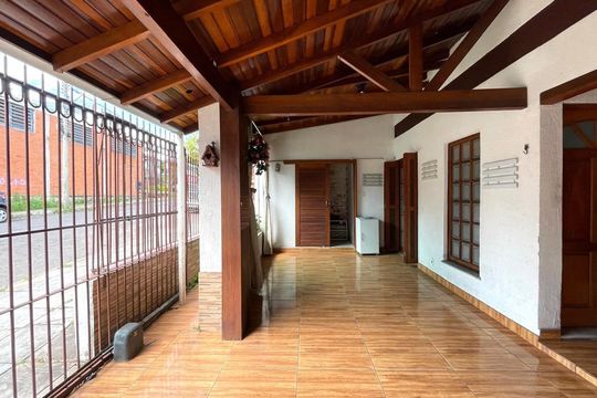 Casa à venda com 2 quartos, 68m² em Rondônia, Novo Hamburgo