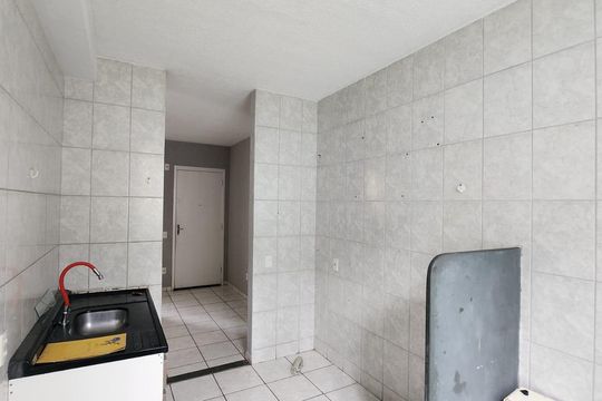 Cozinha de apartamento à venda com 2 quartos, 55m² em Vila Alzira, Guarulhos