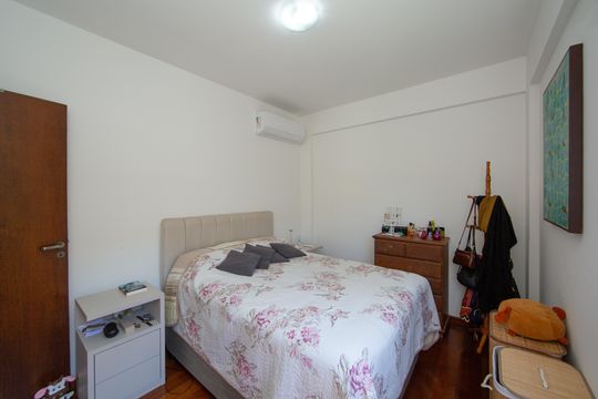 Apartamento à venda com 3 quartos, 84m² em Estoril, Belo Horizonte