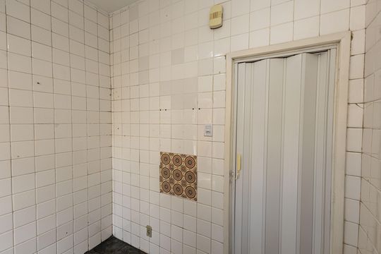 Cozinha de apartamento para alugar com 2 quartos, 60m² em Santo Antônio, Belo Horizonte