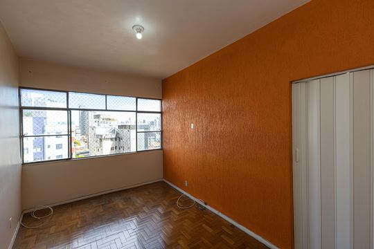 Apartamento para alugar com 2 quartos, 60m² em Santo Antônio, Belo Horizonte