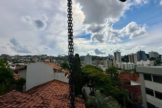 vista de casa à venda com 5 quartos, 338m² em Santa Lúcia, Belo Horizonte