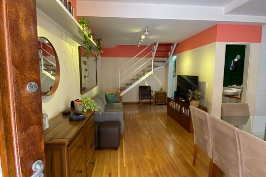 Sala de casa de condomínio à venda com 3 quartos, 94m² em Vila Sonia, São Paulo