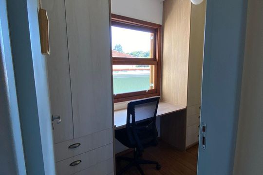 Quarto 1 de casa de condomínio à venda com 3 quartos, 94m² em Vila Sonia, São Paulo