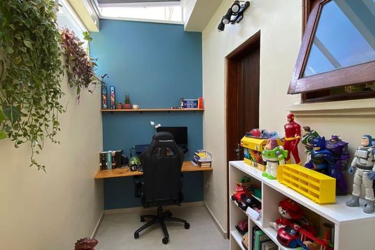Escritório de casa de condomínio à venda com 3 quartos, 94m² em Vila Sonia, São Paulo