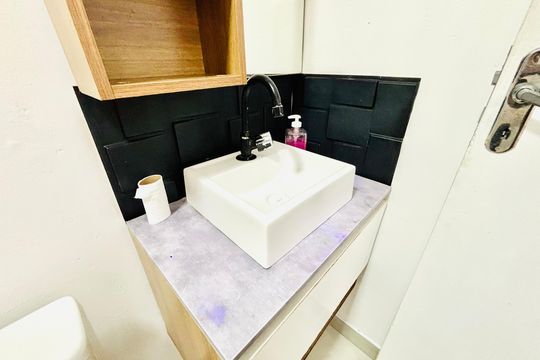 Banheiro de casa para alugar com 1 quarto, 20m² em Jardim Lisboa, São Paulo