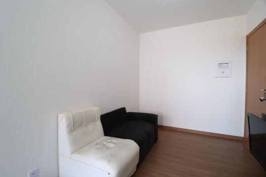 Sala de apartamento para alugar com 2 quartos, 50m² em Laranjeiras, Uberlândia