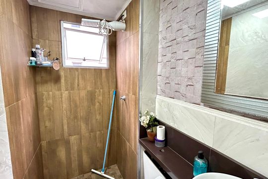 Banheiro  de apartamento para alugar com 2 quartos, 43m² em Água Chata, Guarulhos
