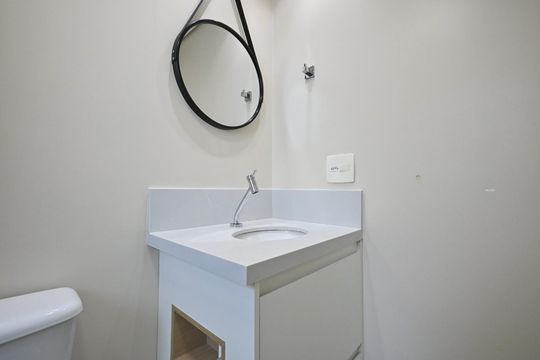 Banheiro Suíte de apartamento à venda com 3 quartos, 72m² em Jardim Maria Rosa, Taboão da Serra