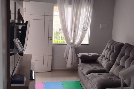 Casa à venda com 3 quartos, 100m² em Campo de Santana, Curitiba