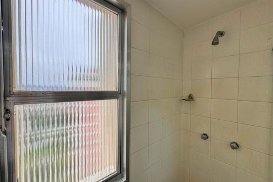 Suíte - Banheiro de apartamento à venda com 3 quartos, 182m² em Barra da Tijuca, Rio de Janeiro