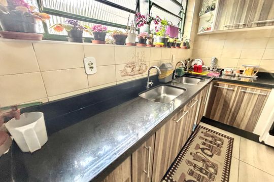 Cozinha de casa à venda com 4 quartos, 300m² em Itaquera, São Paulo