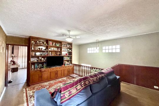 Sala 2 de casa à venda com 4 quartos, 300m² em Itaquera, São Paulo