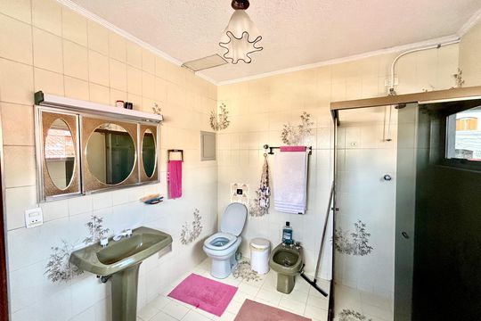 Banheiro da Suíte 1 de casa à venda com 4 quartos, 300m² em Itaquera, São Paulo