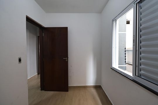 Quarto 1 de casa à venda com 4 quartos, 229m² em Jardim Las Vegas, Santo André
