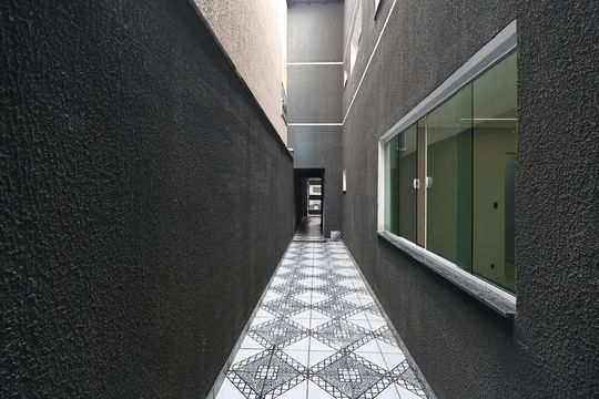 Corredor de casa à venda com 4 quartos, 229m² em Jardim Las Vegas, Santo André