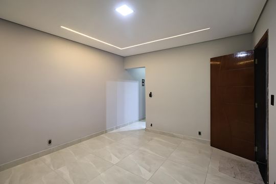 Sala de casa à venda com 4 quartos, 229m² em Jardim Las Vegas, Santo André