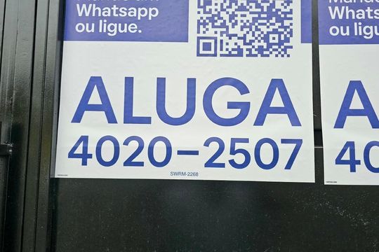 Placa código SWRM-2268 de apartamento para alugar com 2 quartos, 60m² em Parque Recanto Monica, Itaquaquecetuba