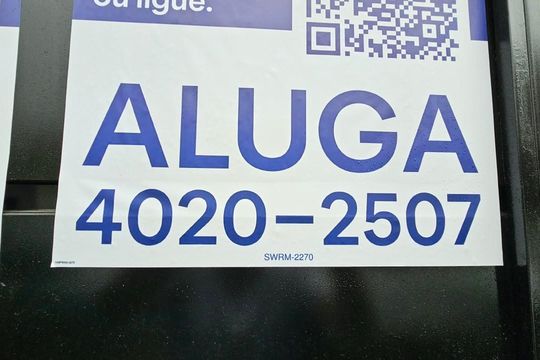 Placa código SWRM-2270 de apartamento para alugar com 2 quartos, 60m² em Parque Recanto Monica, Itaquaquecetuba