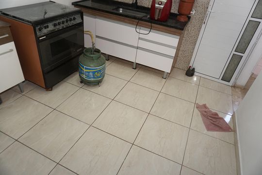 Cozinha de casa para alugar com 1 quarto, 80m² em Jardim Margarida, Embu das Artes