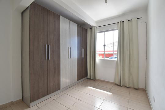 Casa de Condomínio para alugar com 1 quarto, 50m² em Hauer, Curitiba