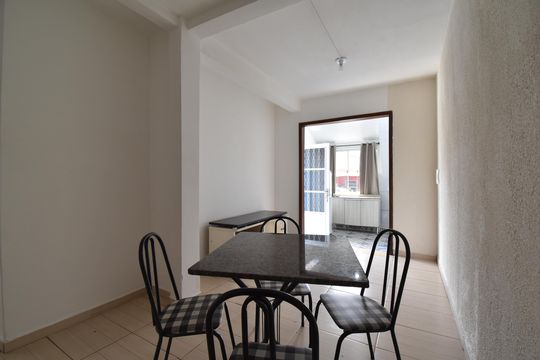 Casa de Condomínio para alugar com 1 quarto, 50m² em Hauer, Curitiba