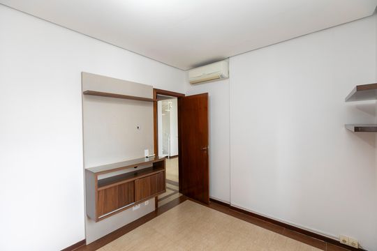QUARTO de apartamento para alugar com 1 quarto, 73m² em Botafogo, Campinas