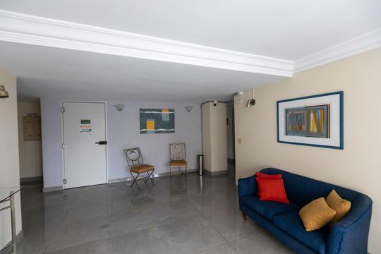 ÁREAS COMUNS - HALL DE ENTRADA de apartamento para alugar com 1 quarto, 73m² em Botafogo, Campinas